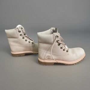 Woman's Boots Timberland 6" Premium Waterproof Boot Light Pink Size 6.5